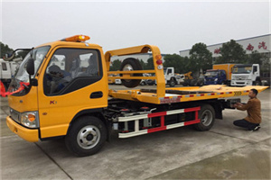 徐闻哪里有拖车服务